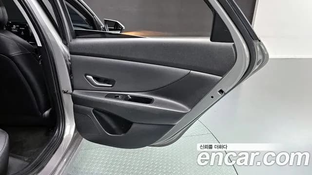 2021 Hyundai Avante (CN7) 1.6 Sold VIN KMHLM41EEMU017954 – front exterior 2021 Hyundai Avante (CN7) 1.6 Sold VIN KMHLM41EEMU017954 – front exterior