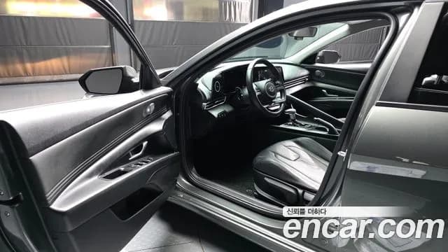 2021 Hyundai Avante (CN7) 1.6 Sold VIN KMHLM41EEMU043891 – exterior detail 2021 Hyundai Avante (CN7) 1.6 Sold VIN KMHLM41EEMU043891 – exterior detail