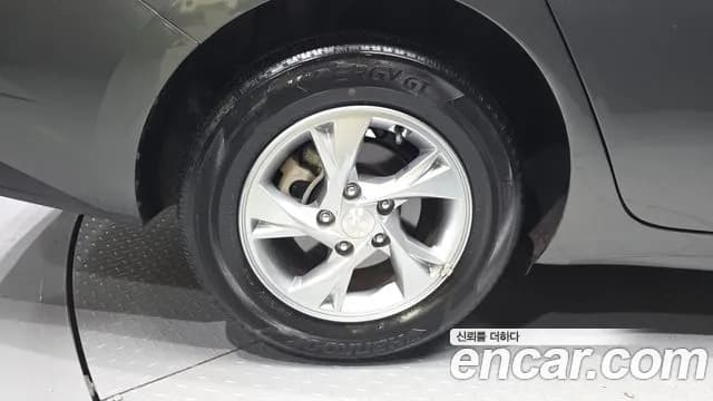2021 Hyundai Avante (CN7) 1.6 Sold VIN KMHLM41EEMU043891 – trunk area 2021 Hyundai Avante (CN7) 1.6 Sold VIN KMHLM41EEMU043891 – trunk area