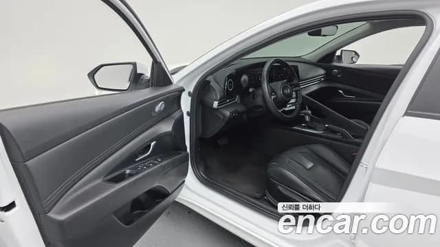 2021 Hyundai Avante (CN7) 1.6 Sold VIN KMHLM41EEMU051884 – front exterior 2021 Hyundai Avante (CN7) 1.6 Sold VIN KMHLM41EEMU051884 – front exterior