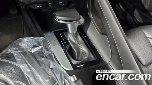 2021 Hyundai Avante (CN7) 1.6 Sold VIN KMHLM41EEMU074855 – exterior detail 2021 Hyundai Avante (CN7) 1.6 Sold VIN KMHLM41EEMU074855 – exterior detail