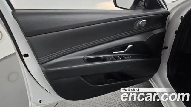 2021 Hyundai Avante (CN7) 1.6 Sold VIN KMHLM41EEMU076661 – trunk area 2021 Hyundai Avante (CN7) 1.6 Sold VIN KMHLM41EEMU076661 – trunk area
