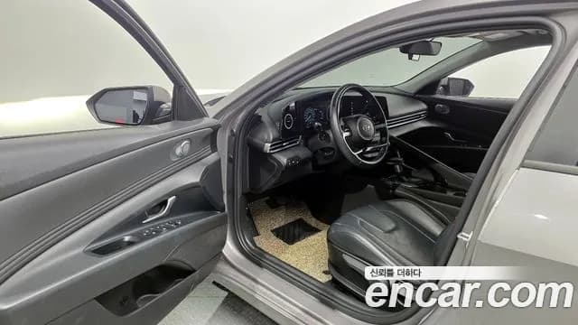 2021 Hyundai Avante (CN7) 1.6 Sold VIN KMHLM41EEMU104298 – trunk area 2021 Hyundai Avante (CN7) 1.6 Sold VIN KMHLM41EEMU104298 – trunk area