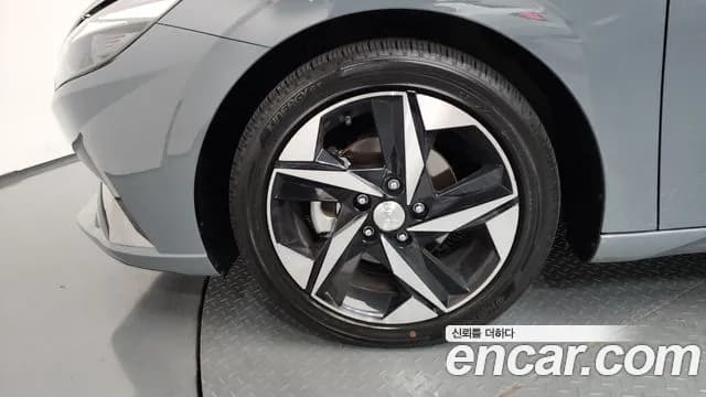 2021 Hyundai Avante (CN7) 1.6 Sold VIN KMHLM41EEMU113042 – front exterior 2021 Hyundai Avante (CN7) 1.6 Sold VIN KMHLM41EEMU113042 – front exterior