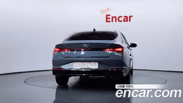 2021 Hyundai Avante (CN7) 1.6 Sold VIN KMHLM41EEMU113042 – exterior detail 2021 Hyundai Avante (CN7) 1.6 Sold VIN KMHLM41EEMU113042 – exterior detail