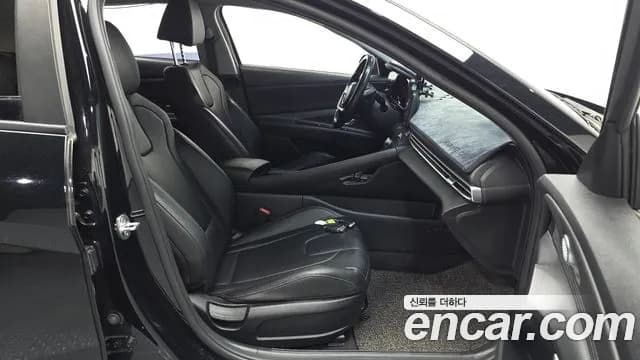 2021 Hyundai Avante (CN7) 1.6 Sold VIN KMHLM41EEMU163568 – exterior detail 2021 Hyundai Avante (CN7) 1.6 Sold VIN KMHLM41EEMU163568 – exterior detail