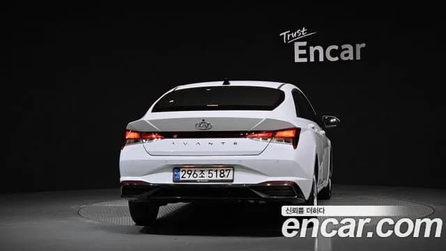 2021 Hyundai Avante (CN7) 1.6 Sold VIN KMHLM41EEMU168204 – front exterior 2021 Hyundai Avante (CN7) 1.6 Sold VIN KMHLM41EEMU168204 – front exterior