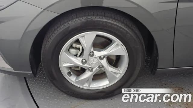 2021 Hyundai Avante (CN7) 1.6 Sold VIN KMHLM41EEMU175166 – trunk area 2021 Hyundai Avante (CN7) 1.6 Sold VIN KMHLM41EEMU175166 – trunk area