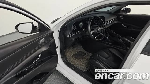 2021 Hyundai Avante (CN7) 1.6 Sold VIN KMHLM41EEMU178961 – interior seats 2021 Hyundai Avante (CN7) 1.6 Sold VIN KMHLM41EEMU178961 – interior seats