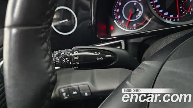 2021 Hyundai Avante (CN7) 1.6 Sold VIN KMHLM41EEMU183541 – interior seats 2021 Hyundai Avante (CN7) 1.6 Sold VIN KMHLM41EEMU183541 – interior seats