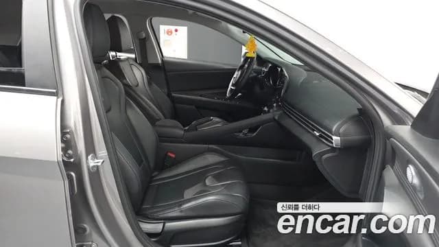 2021 Hyundai Avante (CN7) 1.6 Sold VIN KMHLM41EEMU185886 – exterior detail 2021 Hyundai Avante (CN7) 1.6 Sold VIN KMHLM41EEMU185886 – exterior detail
