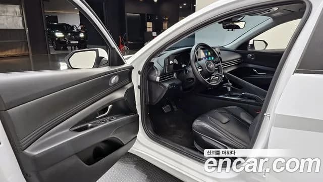 2021 Hyundai Avante (CN7) 1.6 Sold VIN KMHLM41EEMU187673 – interior seats 2021 Hyundai Avante (CN7) 1.6 Sold VIN KMHLM41EEMU187673 – interior seats