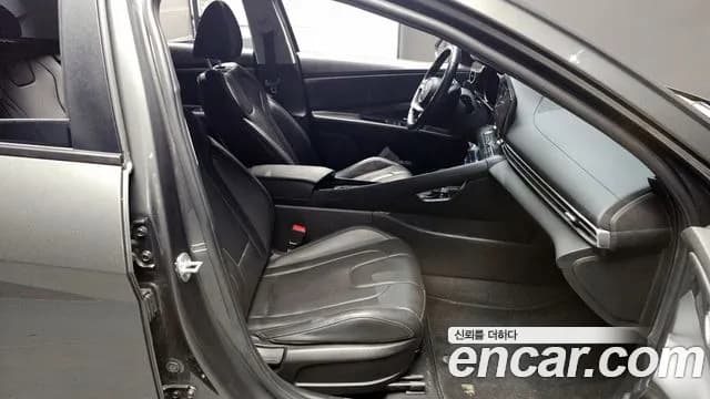 2021 Hyundai Avante (CN7) 1.6 Sold VIN KMHLM41EEMU203883 – side profile 2021 Hyundai Avante (CN7) 1.6 Sold VIN KMHLM41EEMU203883 – side profile