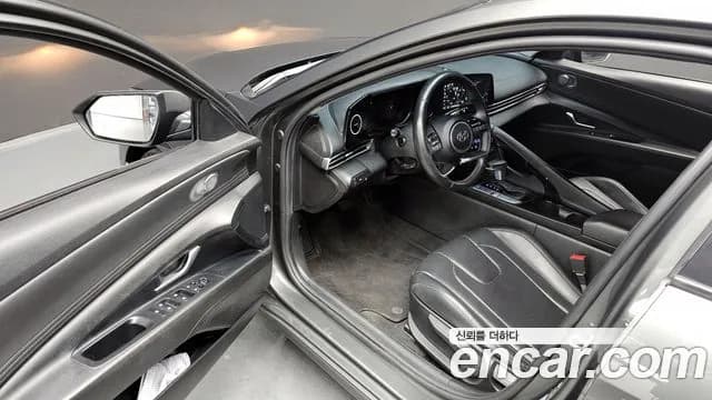 2021 Hyundai Avante (CN7) 1.6 Sold VIN KMHLM41EEMU203883 – interior seats 2021 Hyundai Avante (CN7) 1.6 Sold VIN KMHLM41EEMU203883 – interior seats