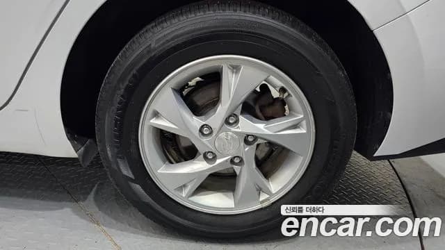 2021 Hyundai Avante (CN7) 1.6 Sold VIN KMHLM41EEMU212526 – photo 13 2021 Hyundai Avante (CN7) 1.6 Sold VIN KMHLM41EEMU212526 – photo 13