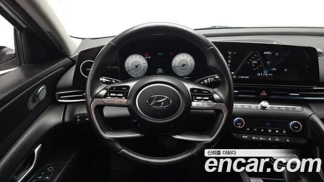 2021 Hyundai Avante (CN7) 1.6 Sold VIN KMHLM41EEMU235447 – exterior detail 2021 Hyundai Avante (CN7) 1.6 Sold VIN KMHLM41EEMU235447 – exterior detail