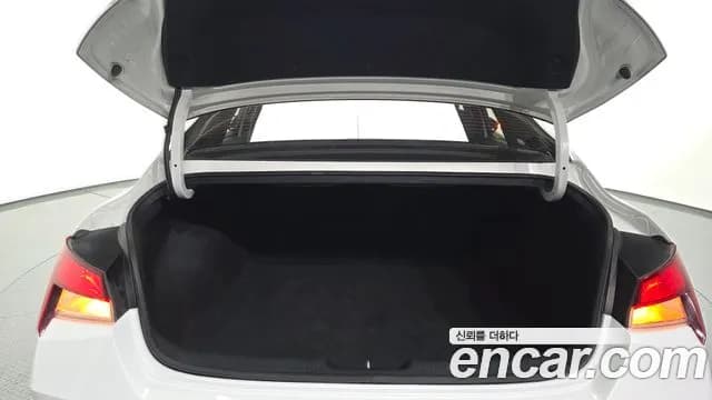 2021 Hyundai Avante (CN7) 1.6 Sold VIN KMHLM41EEMU235447 – photo 12 2021 Hyundai Avante (CN7) 1.6 Sold VIN KMHLM41EEMU235447 – photo 12