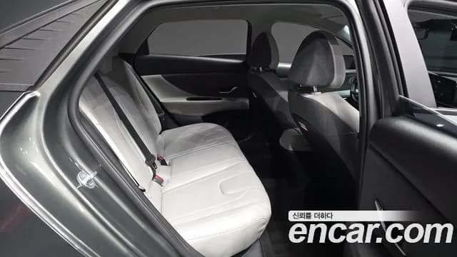 2021 Hyundai Avante (CN7) 1.6 Sold VIN KMHLM41EEMU248760 – rear exterior 2021 Hyundai Avante (CN7) 1.6 Sold VIN KMHLM41EEMU248760 – rear exterior