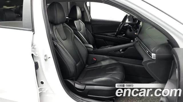 2022 Hyundai Avante (CN7) 1.6 Sold VIN KMHLM41EENU268758 – exterior detail 2022 Hyundai Avante (CN7) 1.6 Sold VIN KMHLM41EENU268758 – exterior detail