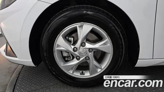2022 Hyundai Avante (CN7) 1.6 Sold VIN KMHLM41EENU268758 – undercarriage 2022 Hyundai Avante (CN7) 1.6 Sold VIN KMHLM41EENU268758 – undercarriage