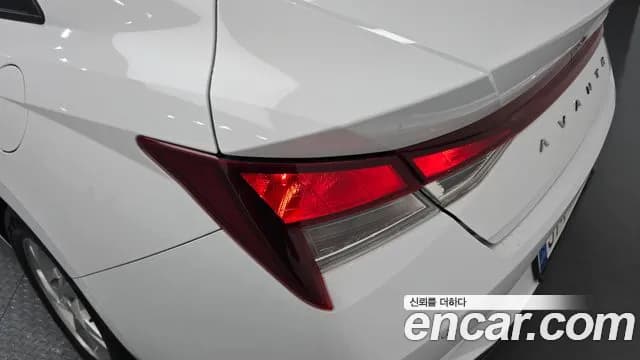 2022 Hyundai Avante (CN7) 1.6 Sold VIN KMHLM41EENU308565 – interior seats 2022 Hyundai Avante (CN7) 1.6 Sold VIN KMHLM41EENU308565 – interior seats