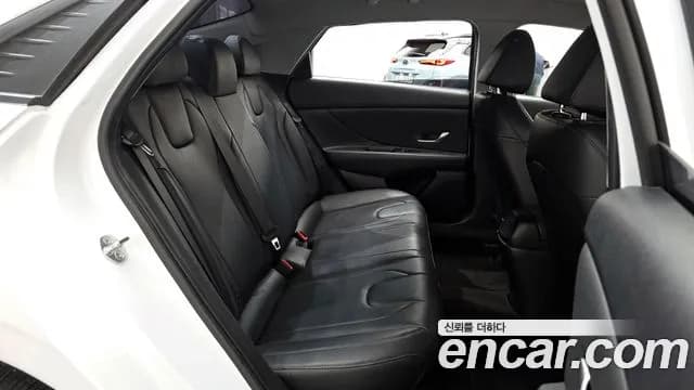 2022 Hyundai Avante (CN7) 1.6 Sold VIN KMHLM41EENU321115 – interior seats 2022 Hyundai Avante (CN7) 1.6 Sold VIN KMHLM41EENU321115 – interior seats