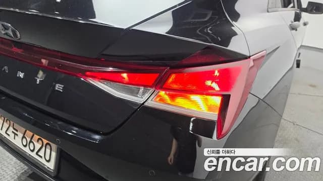 2022 Hyundai Avante (CN7) 1.6 Sold VIN KMHLM41EENU321668 – trunk area 2022 Hyundai Avante (CN7) 1.6 Sold VIN KMHLM41EENU321668 – trunk area