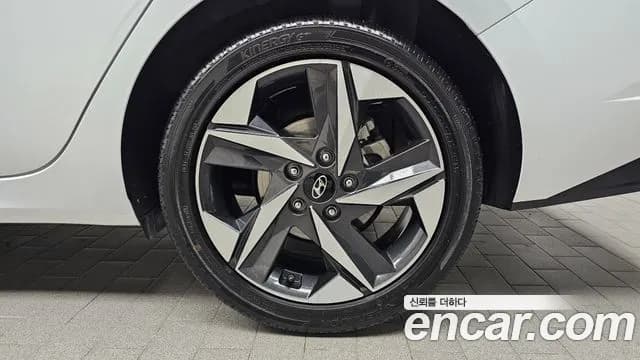 2023 Hyundai Avante (CN7) 1.6 Sold VIN KMHLM41EEPU355287 – rear exterior 2023 Hyundai Avante (CN7) 1.6 Sold VIN KMHLM41EEPU355287 – rear exterior
