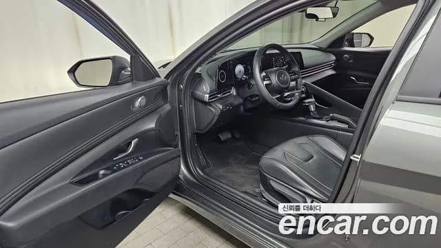 2023 Hyundai Avante (CN7) 1.6 Sold VIN KMHLM41EEPU498483 – side profile 2023 Hyundai Avante (CN7) 1.6 Sold VIN KMHLM41EEPU498483 – side profile