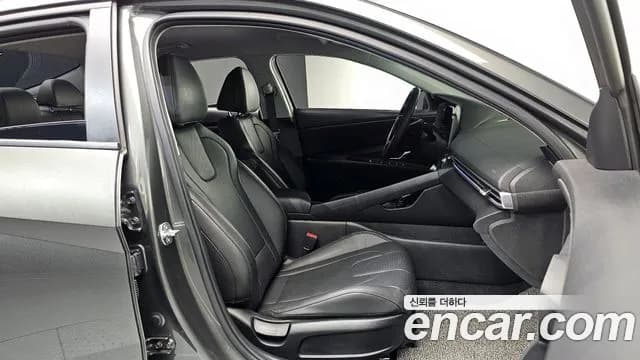 2025 Hyundai The New Avante (CN7) 1.6 Sold VIN KMHLM41EESU963798 – exterior detail 2025 Hyundai The New Avante (CN7) 1.6 Sold VIN KMHLM41EESU963798 – exterior detail