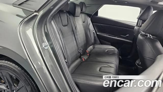 2021 Hyundai Avante Hybrid (CN7) Modern Sold VIN KMHLM41JGMU010361 – rear exterior 2021 Hyundai Avante Hybrid (CN7) Modern Sold VIN KMHLM41JGMU010361 – rear exterior