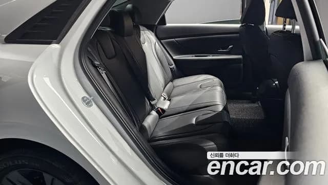 2023 Hyundai Avante Hybrid (CN7) Modern Sold VIN KMHLM41JGPU050736 – front exterior 2023 Hyundai Avante Hybrid (CN7) Modern Sold VIN KMHLM41JGPU050736 – front exterior