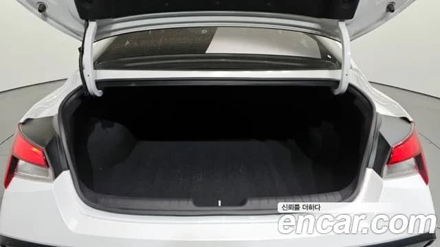 2024 Hyundai The New Avante Hybrid (CN7) Smart Sold VIN KMHLM41JGRU083839 – rear exterior 2024 Hyundai The New Avante Hybrid (CN7) Smart Sold VIN KMHLM41JGRU083839 – rear exterior