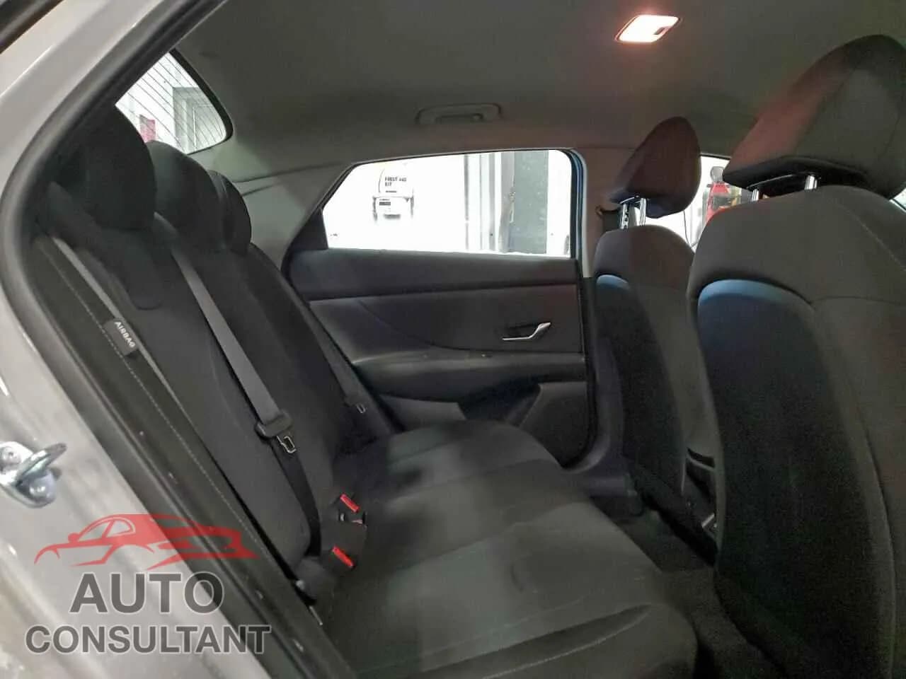 2025 HYUNDAI ELANTRA Damaged VIN KMHLM4DG4SU940311 – odometer reading 2025 HYUNDAI ELANTRA Damaged VIN KMHLM4DG4SU940311 – odometer reading