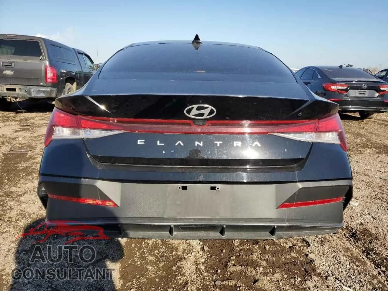 2024 HYUNDAI ELANTRA Damaged VIN KMHLM4DG9RU752068 – engine bay 2024 HYUNDAI ELANTRA Damaged VIN KMHLM4DG9RU752068 – engine bay