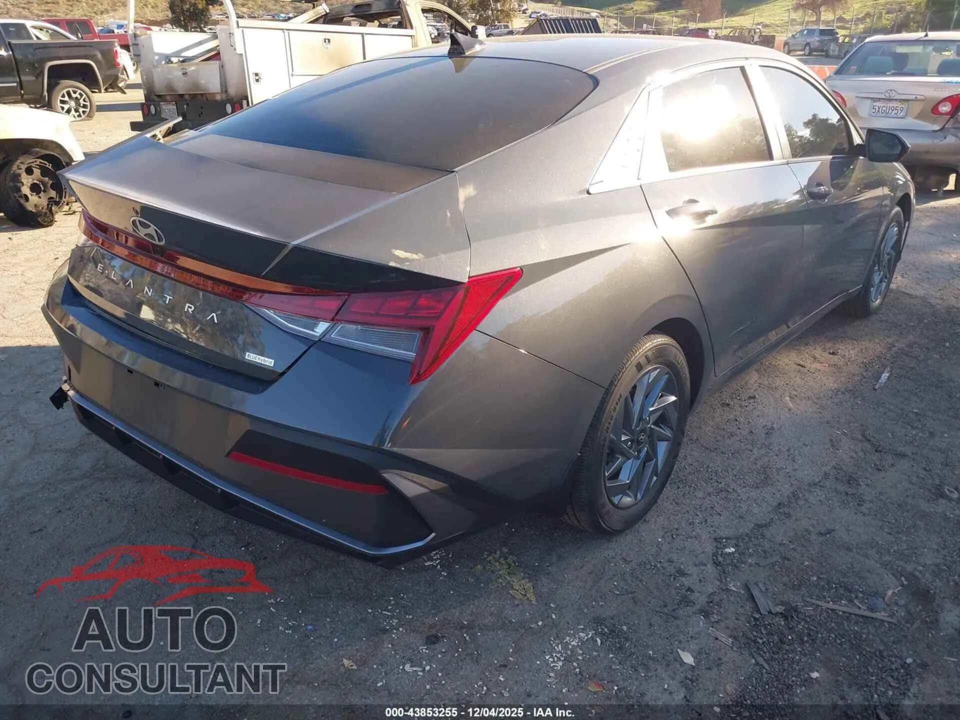 2024 HYUNDAI ELANTRA HYBRID Damaged VIN KMHLM4DJ7RU107964 – dashboard 2024 HYUNDAI ELANTRA HYBRID Damaged VIN KMHLM4DJ7RU107964 – dashboard
