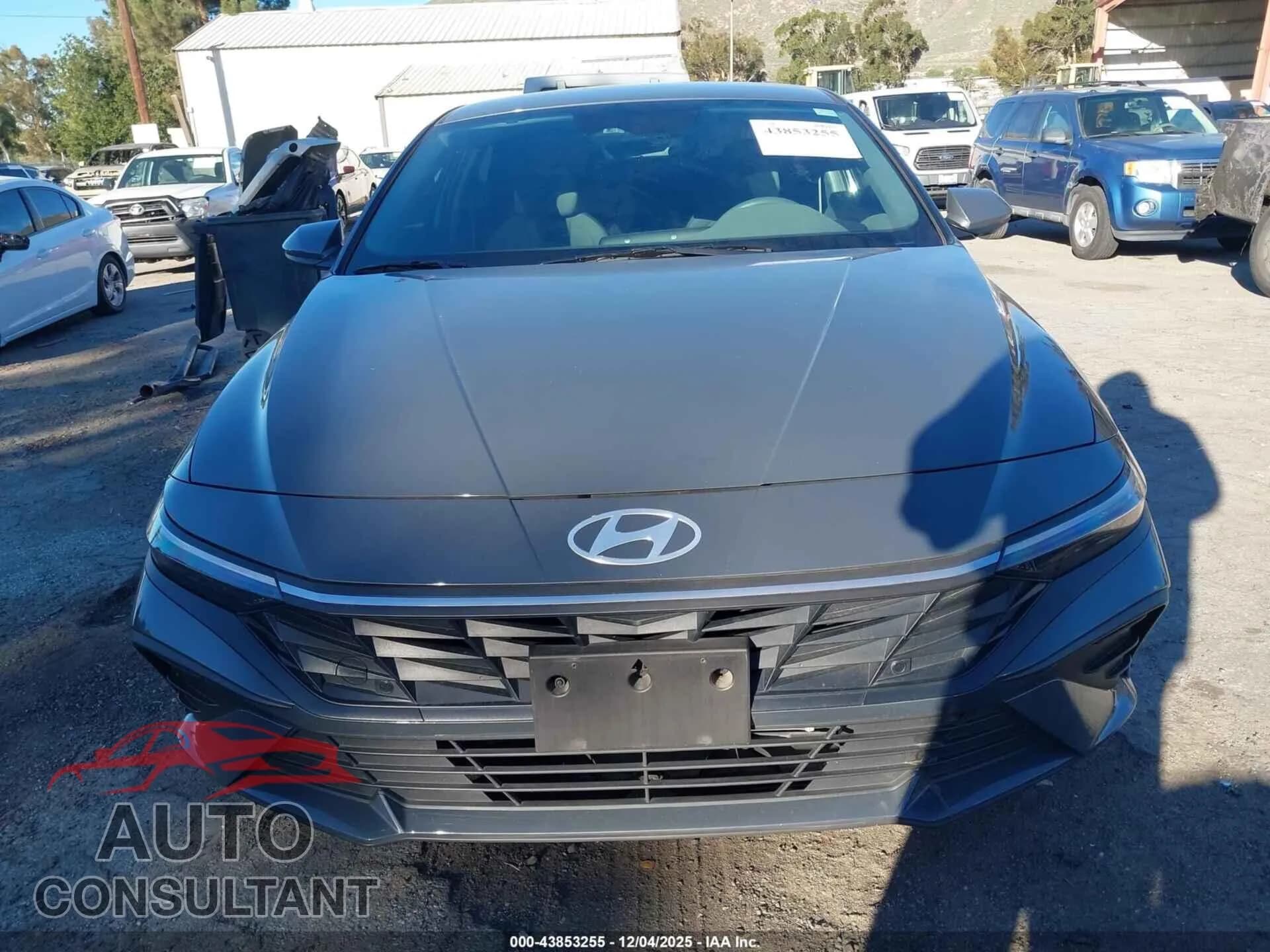 2024 HYUNDAI ELANTRA HYBRID Damaged VIN KMHLM4DJ7RU107964 – photo 12 2024 HYUNDAI ELANTRA HYBRID Damaged VIN KMHLM4DJ7RU107964 – photo 12