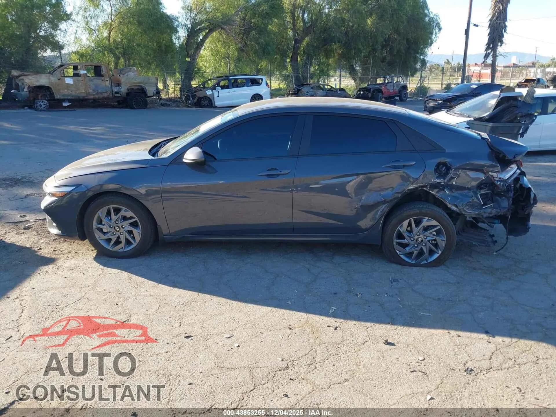 2024 HYUNDAI ELANTRA HYBRID Damaged VIN KMHLM4DJ7RU107964 – photo 14 2024 HYUNDAI ELANTRA HYBRID Damaged VIN KMHLM4DJ7RU107964 – photo 14