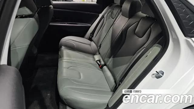 2024 Hyundai The New Avante (CN7) 1.6 Sold VIN KMHLN41EERU581222 – exterior detail 2024 Hyundai The New Avante (CN7) 1.6 Sold VIN KMHLN41EERU581222 – exterior detail