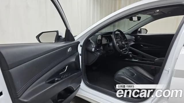 2024 Hyundai The New Avante (CN7) 1.6 Sold VIN KMHLN41EERU616945 – interior seats 2024 Hyundai The New Avante (CN7) 1.6 Sold VIN KMHLN41EERU616945 – interior seats