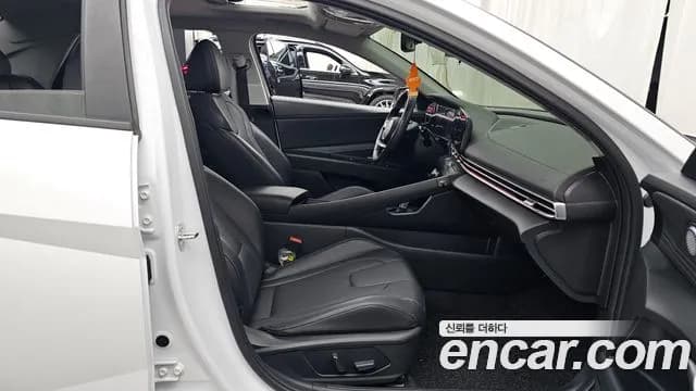 2024 Hyundai The New Avante (CN7) 1.6 Sold VIN KMHLN41EERU646206 – trunk area 2024 Hyundai The New Avante (CN7) 1.6 Sold VIN KMHLN41EERU646206 – trunk area