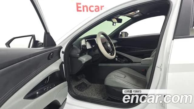 2024 Hyundai The New Avante (CN7) 1.6 Sold VIN KMHLN41EERU654527 – front exterior 2024 Hyundai The New Avante (CN7) 1.6 Sold VIN KMHLN41EERU654527 – front exterior