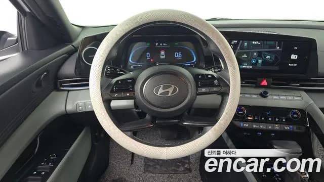2024 Hyundai The New Avante (CN7) 1.6 Sold VIN KMHLN41EERU654527 – rear exterior 2024 Hyundai The New Avante (CN7) 1.6 Sold VIN KMHLN41EERU654527 – rear exterior