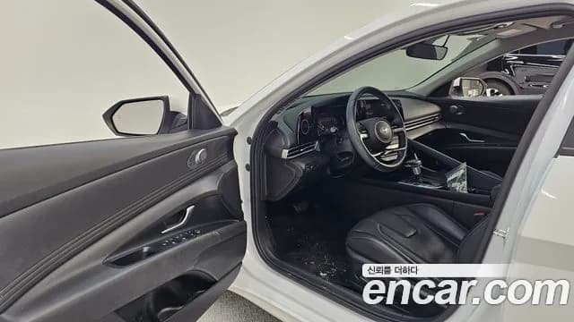 2024 Hyundai The New Avante (CN7) 1.6 Sold VIN KMHLN41EERU697401 – dashboard 2024 Hyundai The New Avante (CN7) 1.6 Sold VIN KMHLN41EERU697401 – dashboard