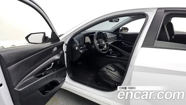 2025 Hyundai The New Avante (CN7) 1.6 Sold VIN KMHLN41EESU915341 – dashboard 2025 Hyundai The New Avante (CN7) 1.6 Sold VIN KMHLN41EESU915341 – dashboard