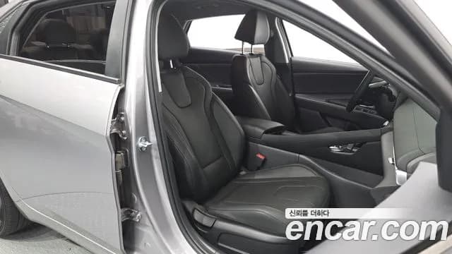 2025 Hyundai The New Avante (CN7) 1.6 Sold VIN KMHLN41EESU930691 – interior seats 2025 Hyundai The New Avante (CN7) 1.6 Sold VIN KMHLN41EESU930691 – interior seats