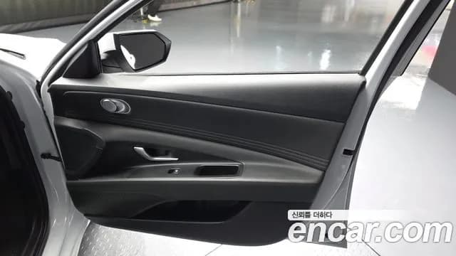 2025 Hyundai The New Avante (CN7) 1.6 Sold VIN KMHLN41EESU946721 – trunk area 2025 Hyundai The New Avante (CN7) 1.6 Sold VIN KMHLN41EESU946721 – trunk area