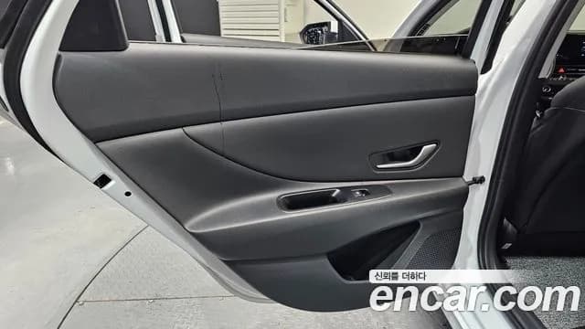 2026 Hyundai The New Avante (CN7) 1.6 Sold VIN KMHLN41EETU062001 – trunk area 2026 Hyundai The New Avante (CN7) 1.6 Sold VIN KMHLN41EETU062001 – trunk area