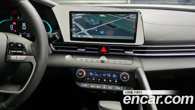2025 Hyundai The New Avante Hybrid (CN7) Modern Sold VIN KMHLN41JGSU156268 – front exterior 2025 Hyundai The New Avante Hybrid (CN7) Modern Sold VIN KMHLN41JGSU156268 – front exterior