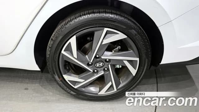 2025 Hyundai The New Avante Hybrid (CN7) Modern Sold VIN KMHLN41JGSU156268 – photo 13 2025 Hyundai The New Avante Hybrid (CN7) Modern Sold VIN KMHLN41JGSU156268 – photo 13